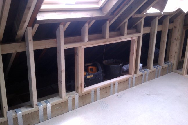 Loft conversion purlin walls