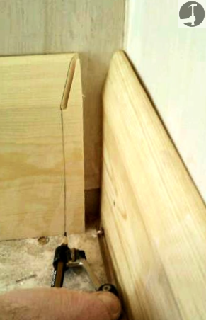How to scribe skirting boards with a compass